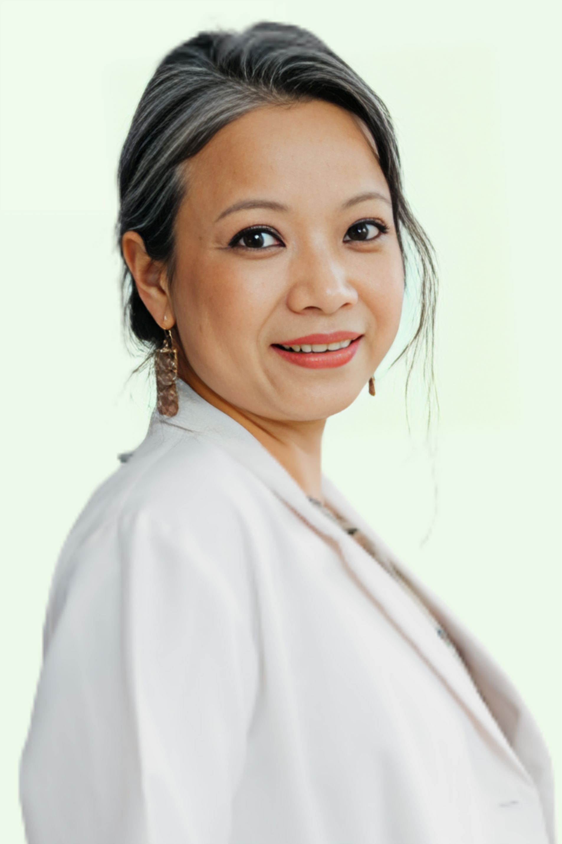 DR. KERLIN MIHSILL